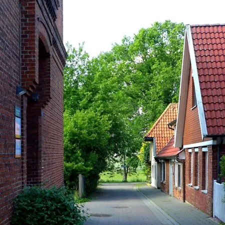 Zwischen Stade And Cuxhaven Der Elbe Entlang דירה *