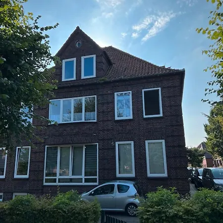 Zwischen Stade And Cuxhaven Der Elbe Entlang * Freiburg (Lower Saxony)