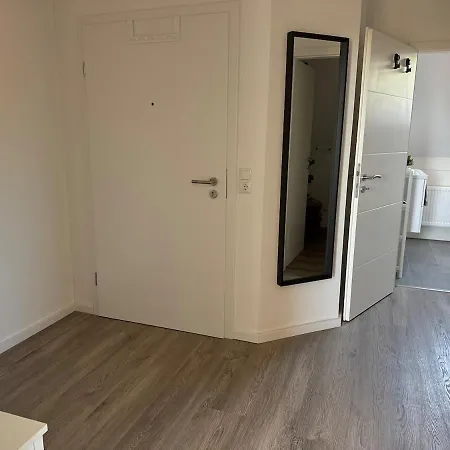 Zwischen Stade And Cuxhaven Der Elbe Entlang 아파트