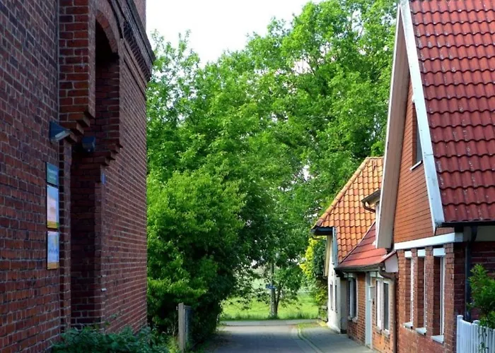 Zwischen Stade&cuxhaven Der Elbe Entlang Apartment *